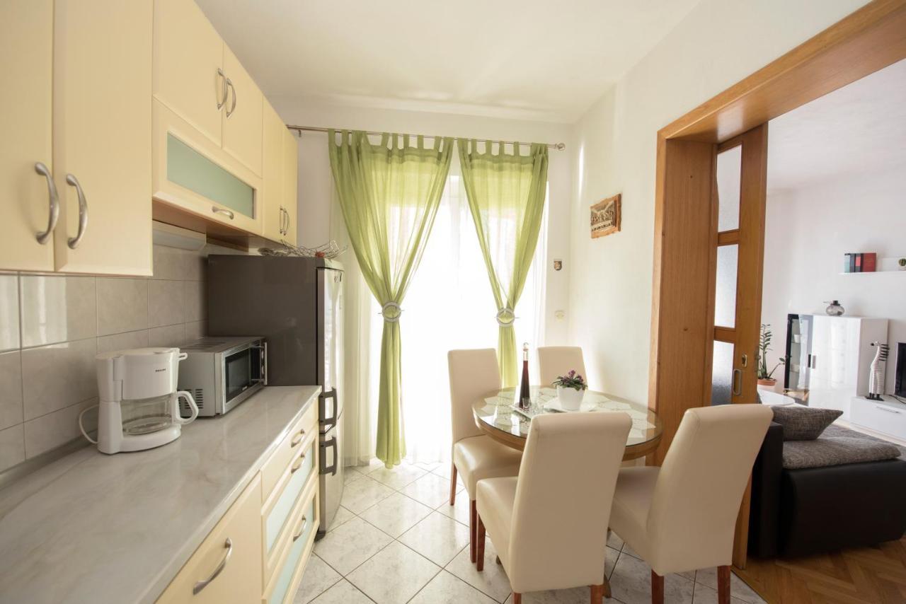 Apartment Brela 16603B Buitenkant foto